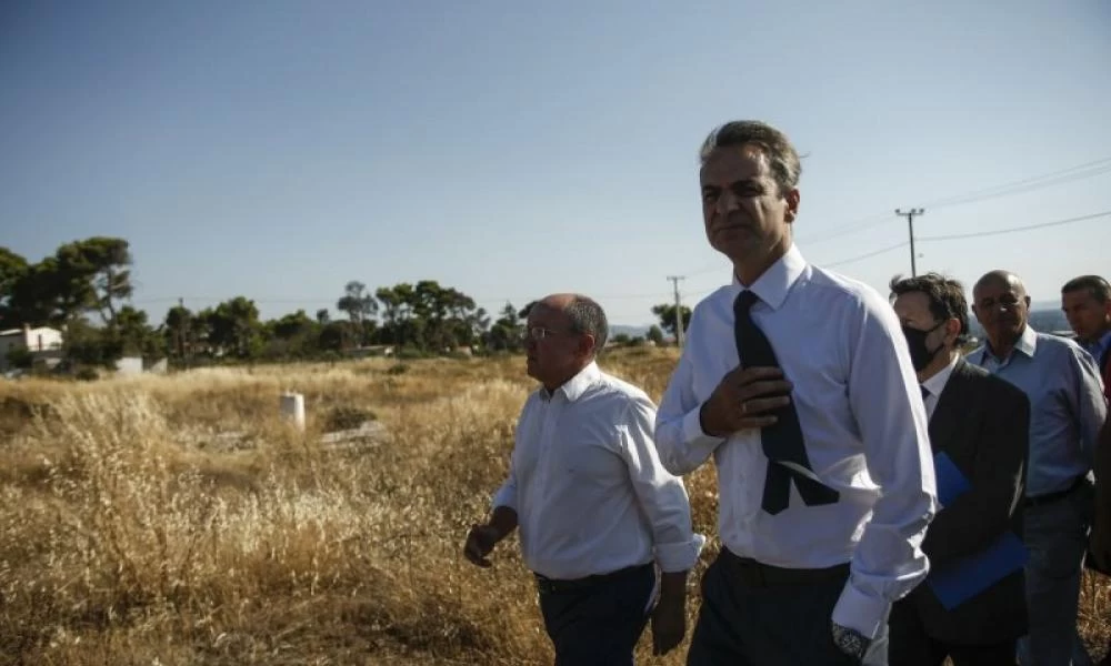 Αυτοψία από τον πρωθυπουργό στις πληγείσες περιοχές της Εύβοιας